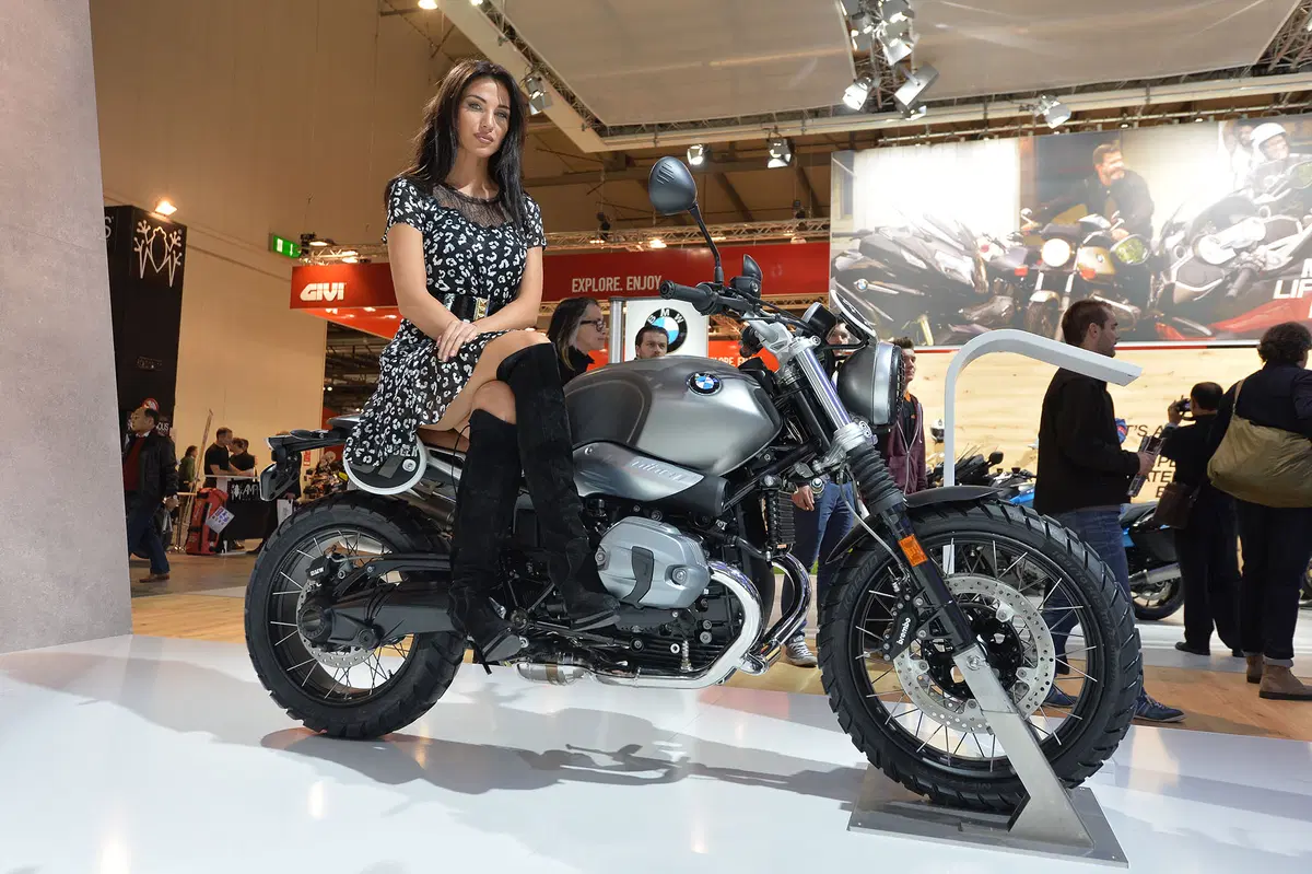 EICMA 2015: Le ragazze più belle del Salone di Milano (11)