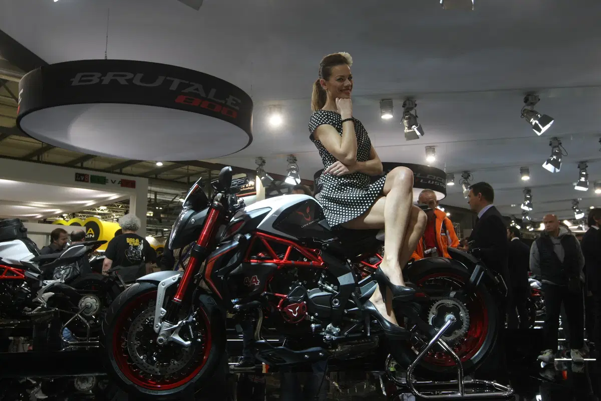 EICMA 2015: Le ragazze più belle del Salone di Milano (34)