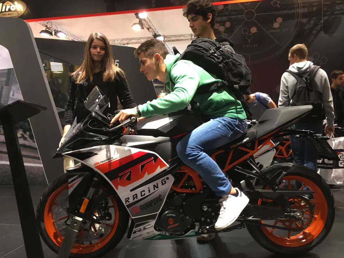EICMA 2015: i giovani sognano le supersport. Facciamole piccole!