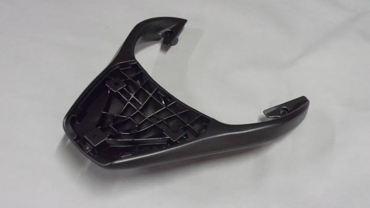 PORTAPACCO POSTERIORE ORIGINALE PIAGGIO BEVERLY (2)