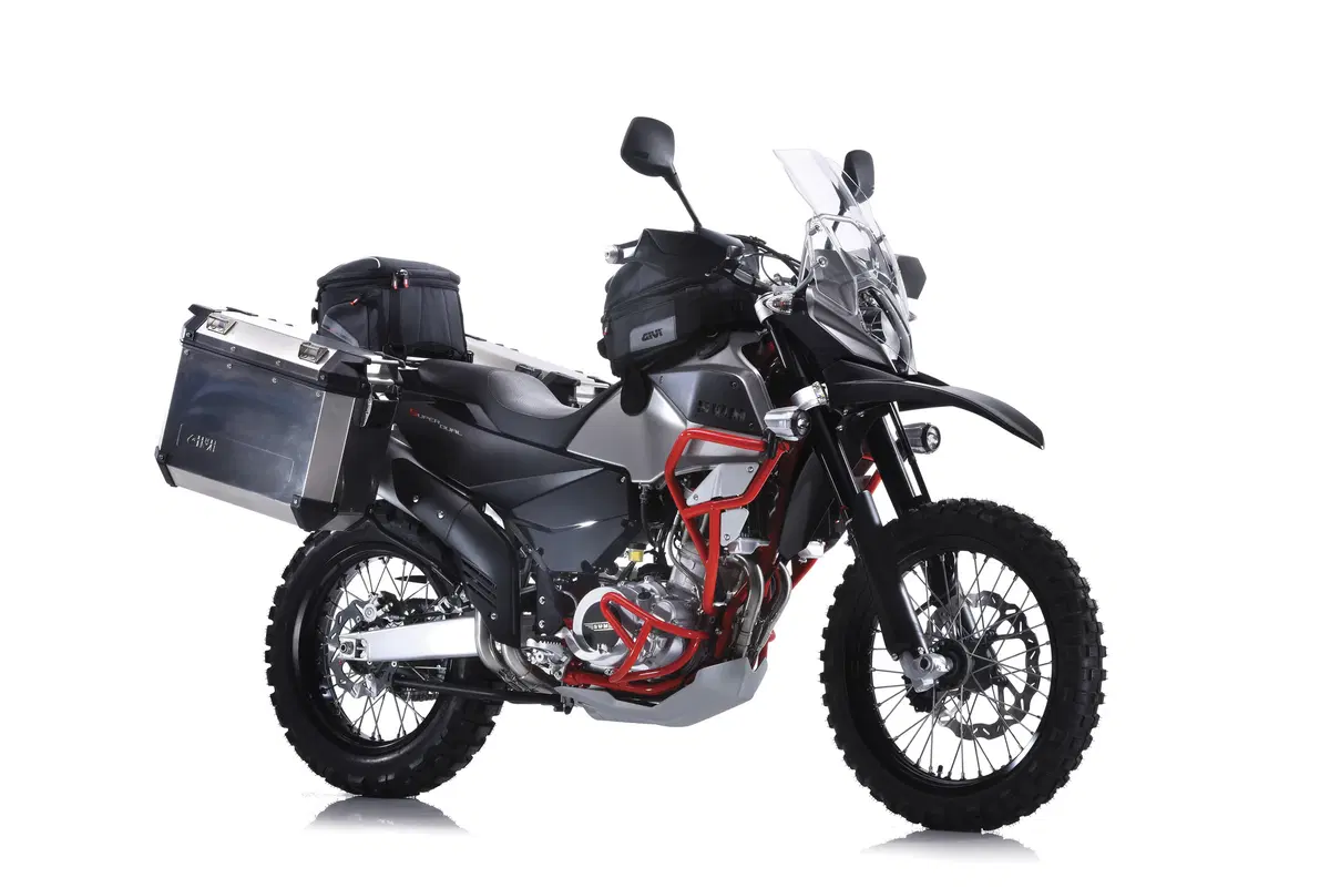 EICMA 2015: SWM Superdual 600 (8)