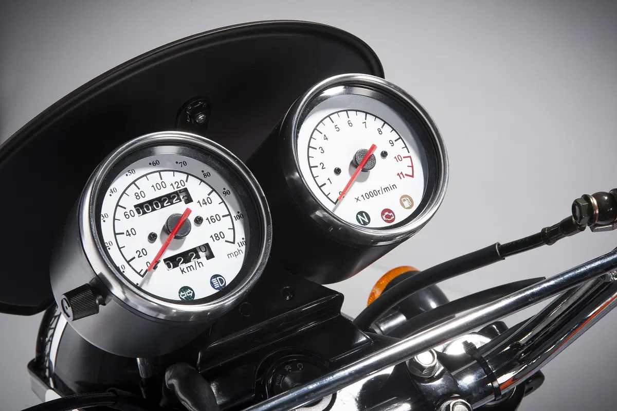 EICMA 2015: Mash Scrambler 400 (12)