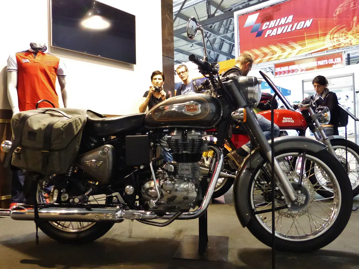 EICMA 2015: Royal Enfield Continental GT, Bullet e Classic