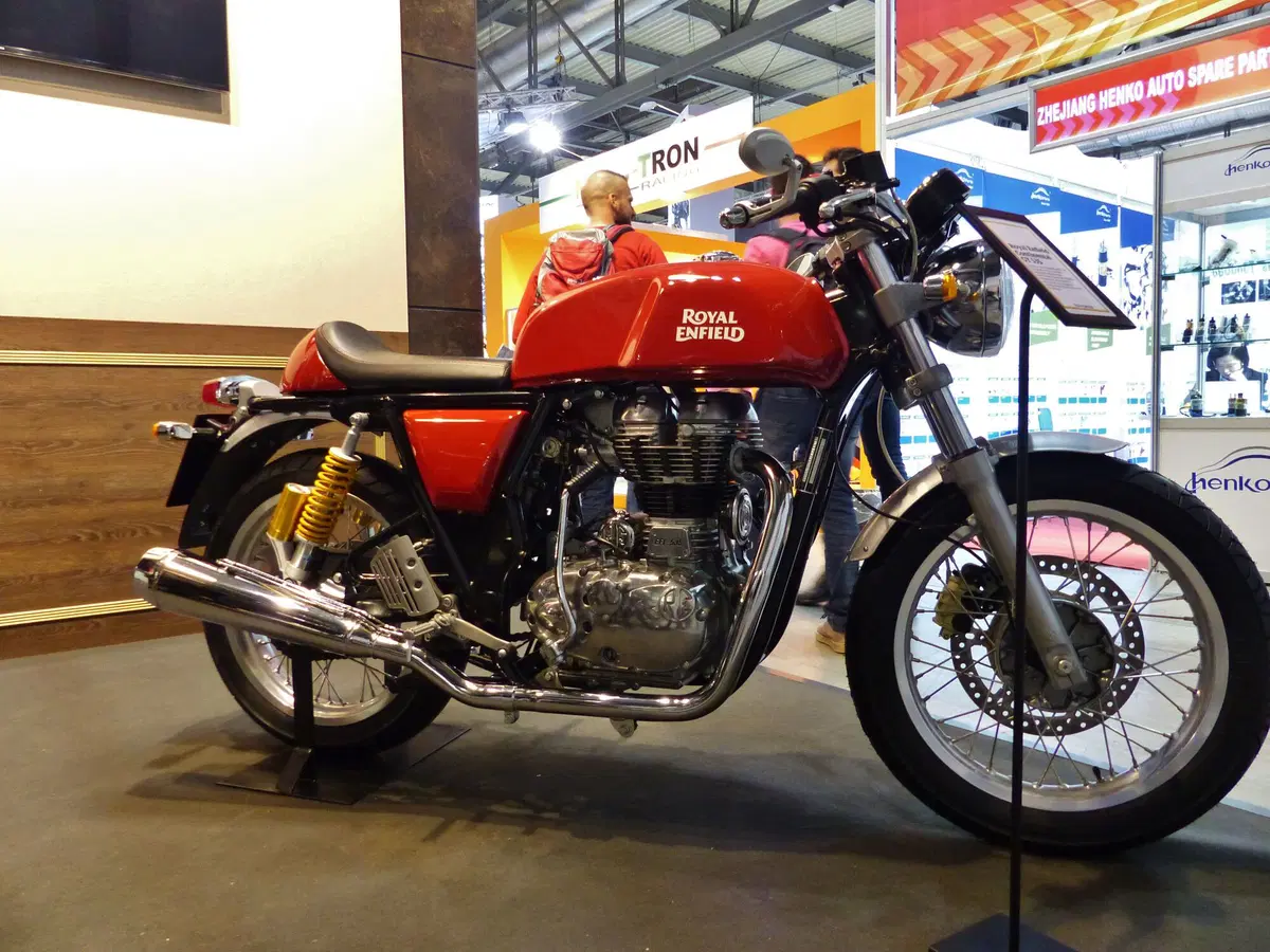 EICMA 2015: Royal Enfield Continental GT, Bullet e Classic (5)