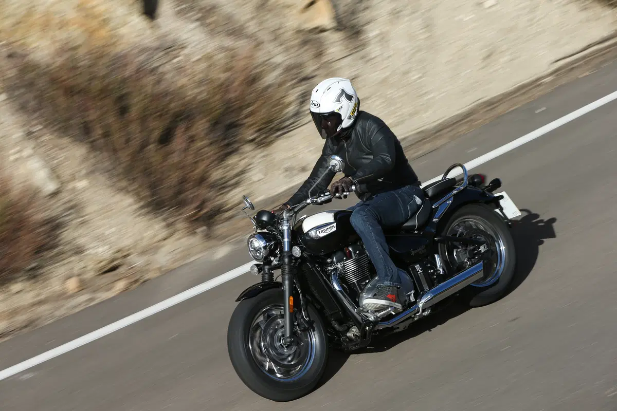 Triumph Bonneville Speedmaster 2018 TEST. In California con l'inglesona (6)