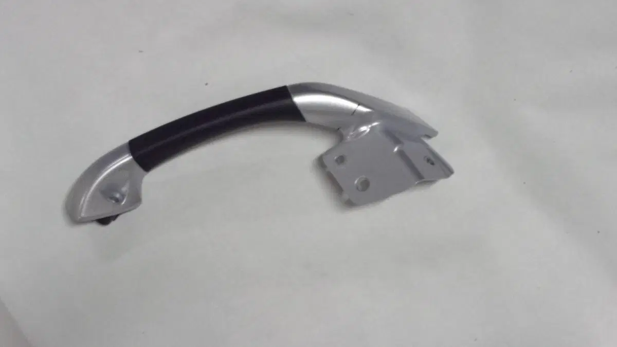 MANIGLIA PASSEGGERO MP3 Piaggio (2)