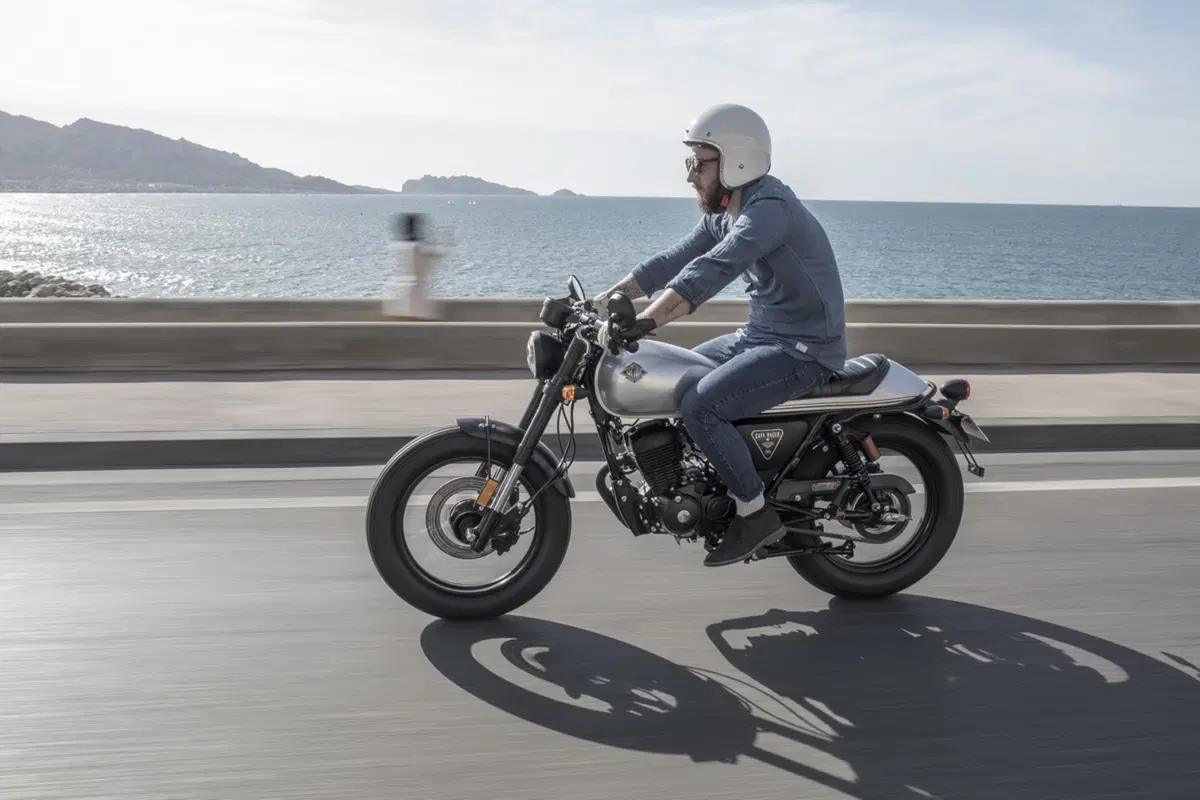 Archive Motorcycle: lo stile Sport Classic in 125 cc