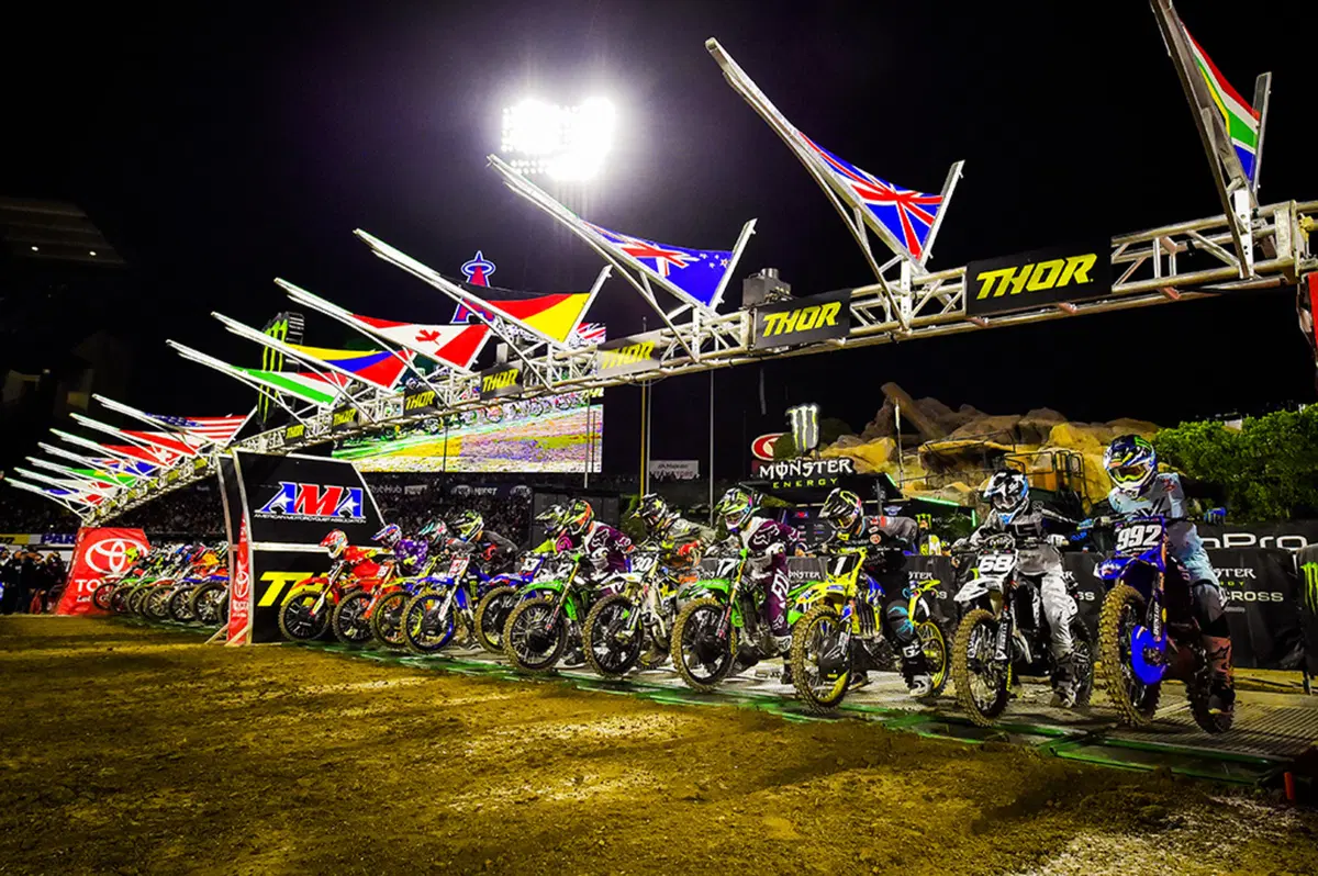 Gallery AMA SX: Anaheim-II (23)