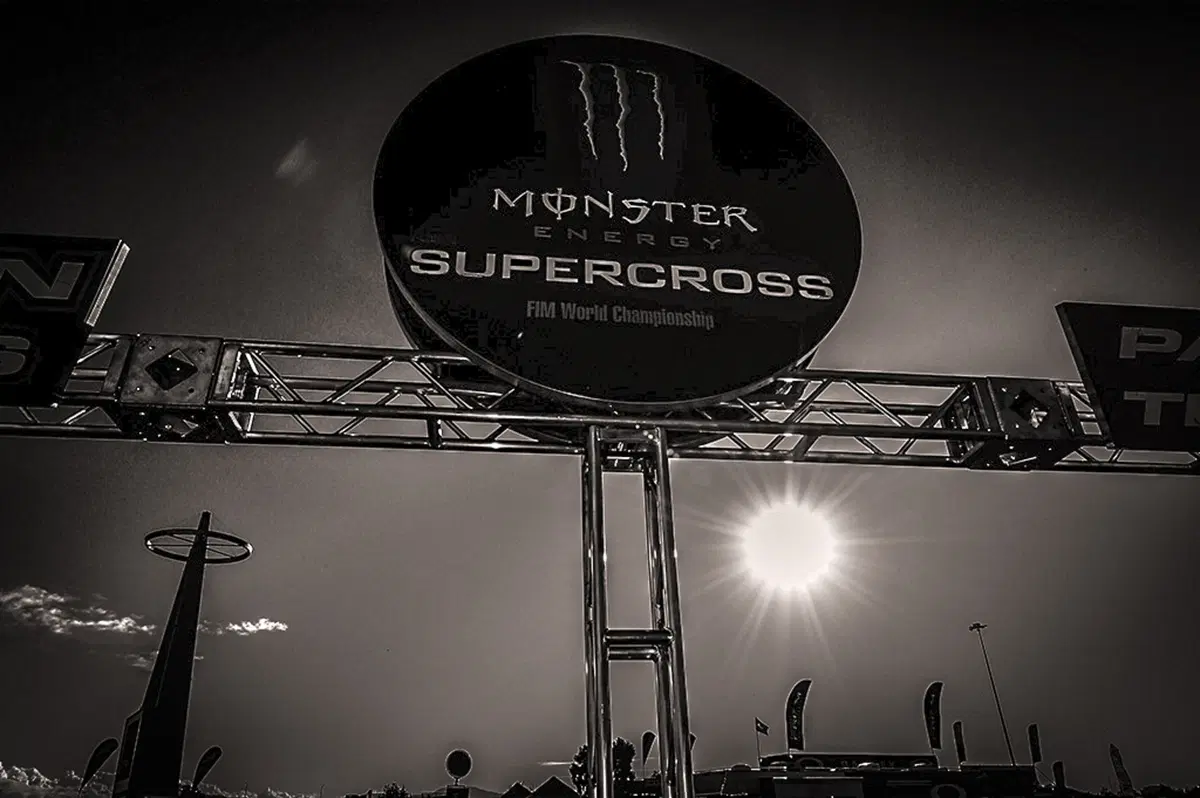 Gallery AMA SX: Anaheim-II (30)