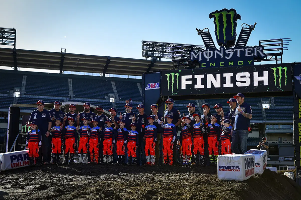 Gallery AMA SX: Anaheim-II (58)