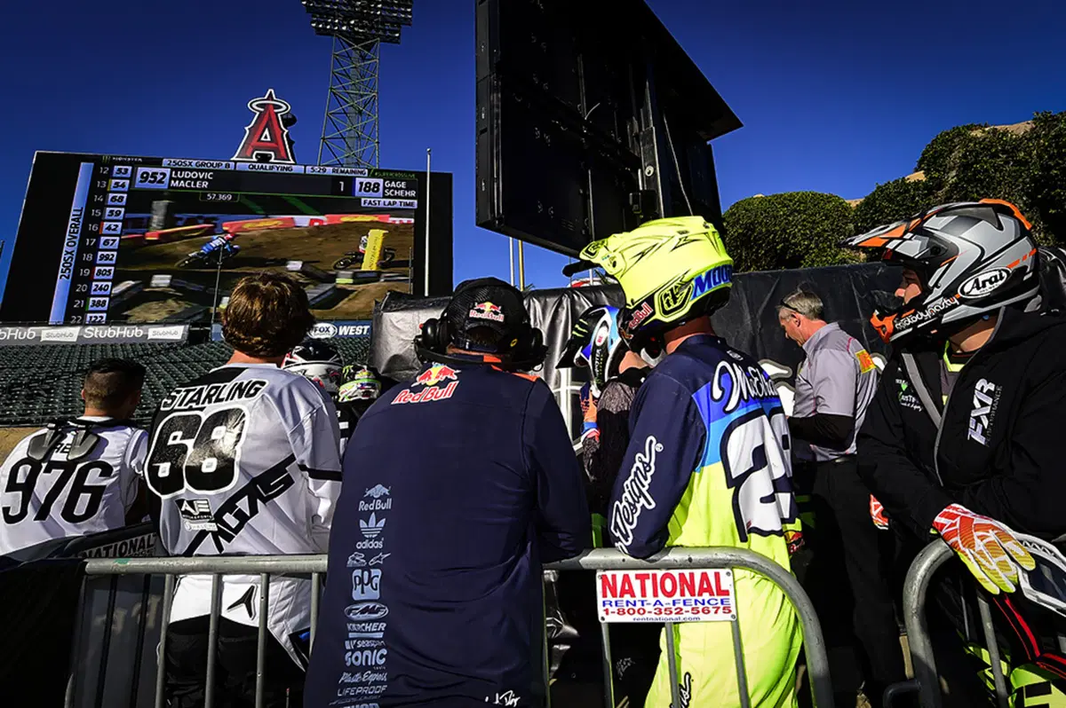 Gallery AMA SX: Anaheim-II (94)