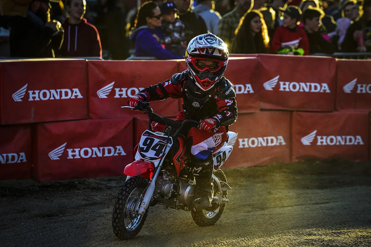 Gallery AMA SX: Anaheim-II (119)