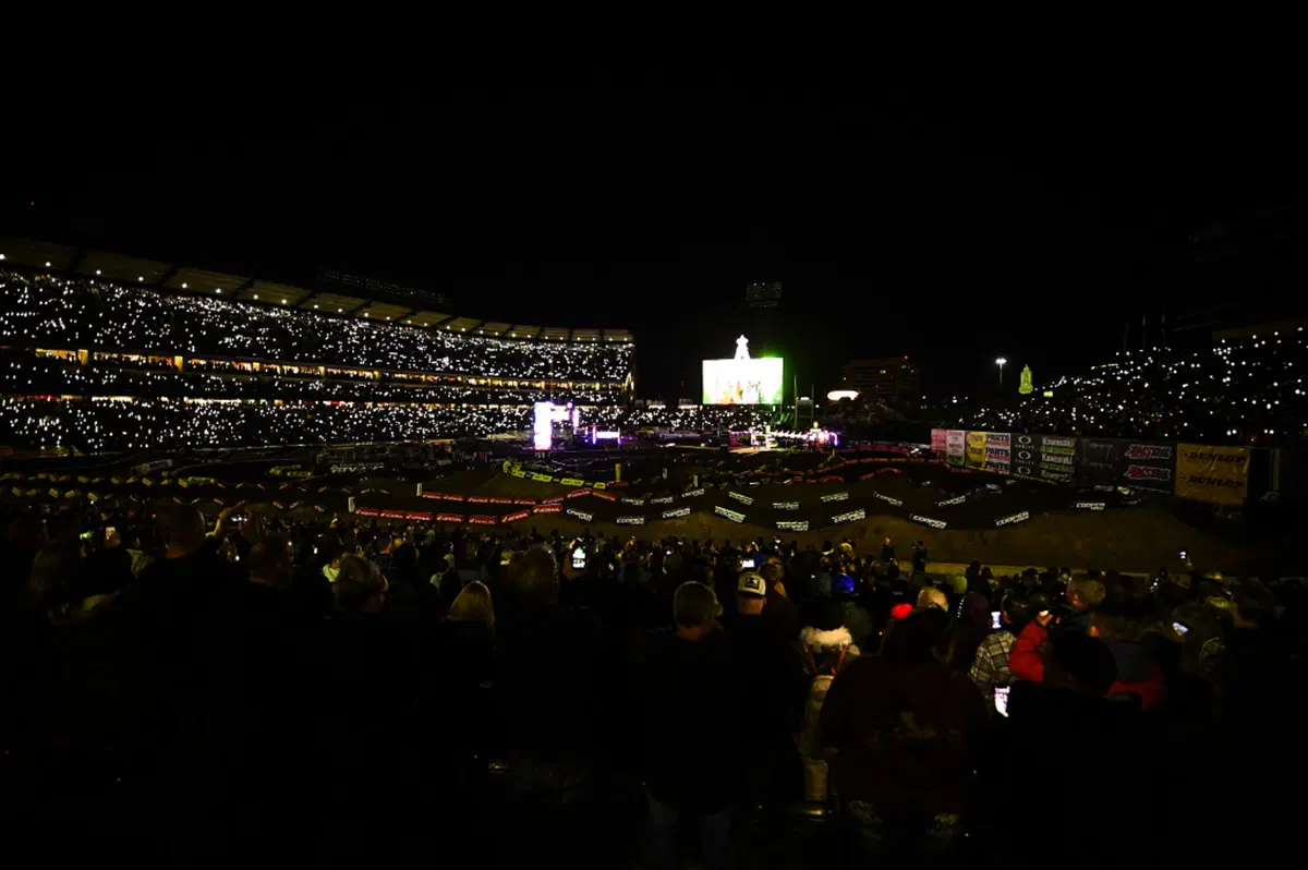 Gallery AMA SX: Anaheim-II (130)