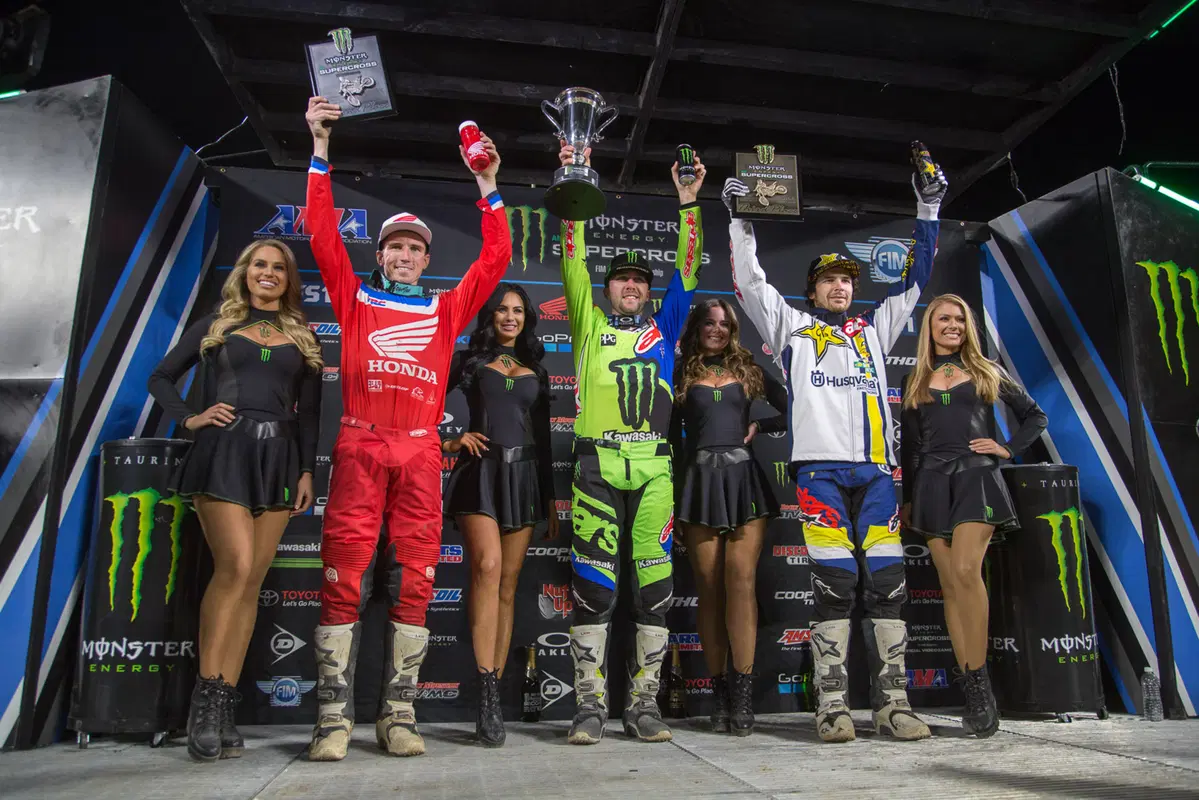 Ride in the USA: Anaheim-II, caos organizzato (2)