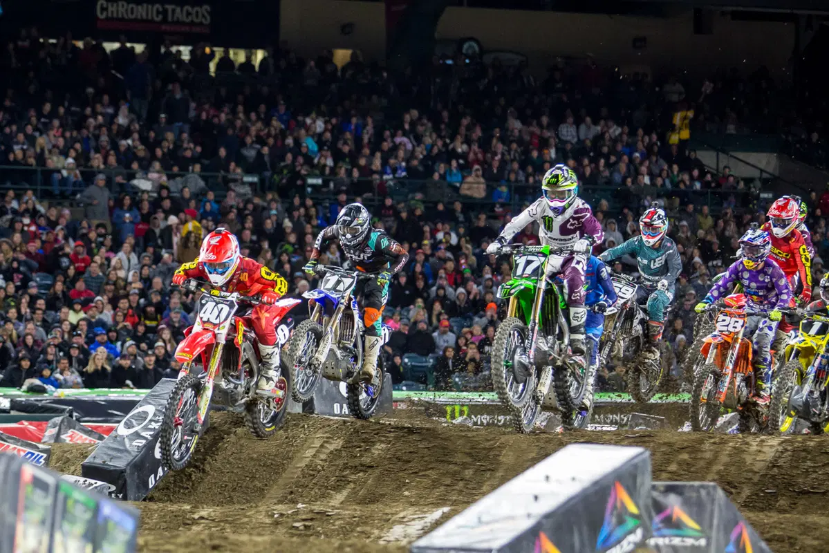 Ride in the USA: Anaheim-II, caos organizzato (4)