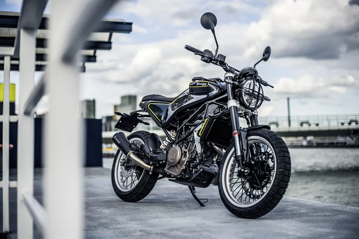 Husqvarna: Vitpilen a Svartpilen in arrivo! Cilindrate e prezzi (3)