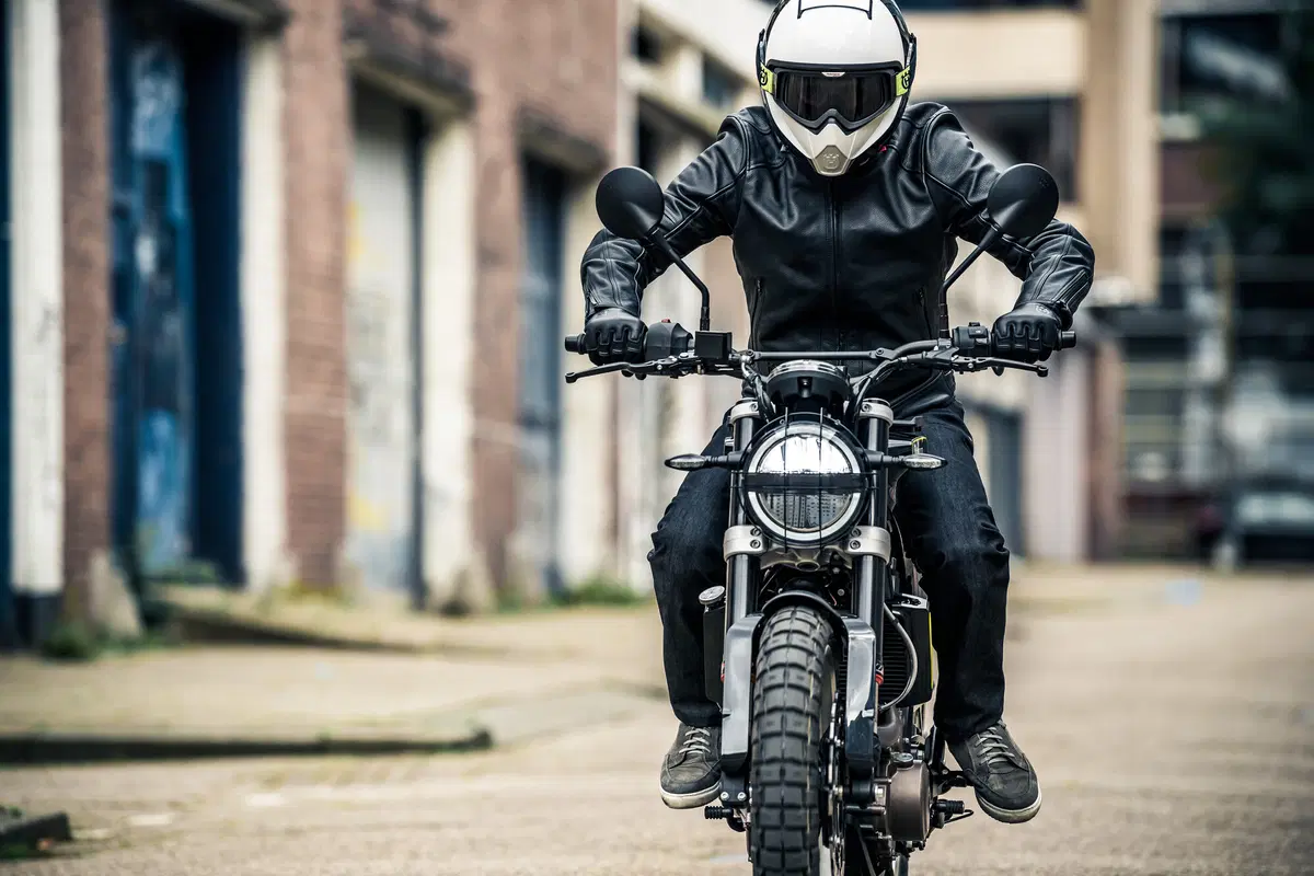 Husqvarna: Vitpilen a Svartpilen in arrivo! Cilindrate e prezzi (5)