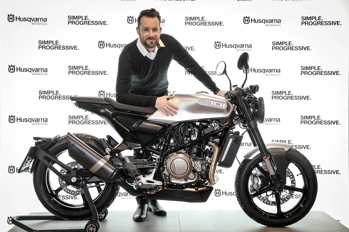 Husqvarna: Vitpilen a Svartpilen in arrivo! Cilindrate e prezzi (42)