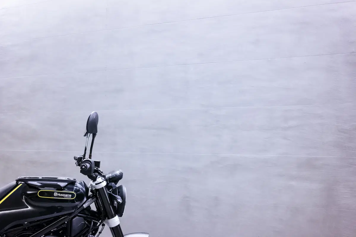 Husqvarna: Vitpilen a Svartpilen in arrivo! Cilindrate e prezzi (49)