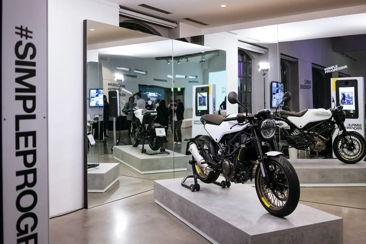 Husqvarna: Vitpilen a Svartpilen in arrivo! Cilindrate e prezzi (50)