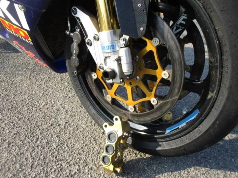 Suzuki GSX R 750 (1996 - 97) (7)