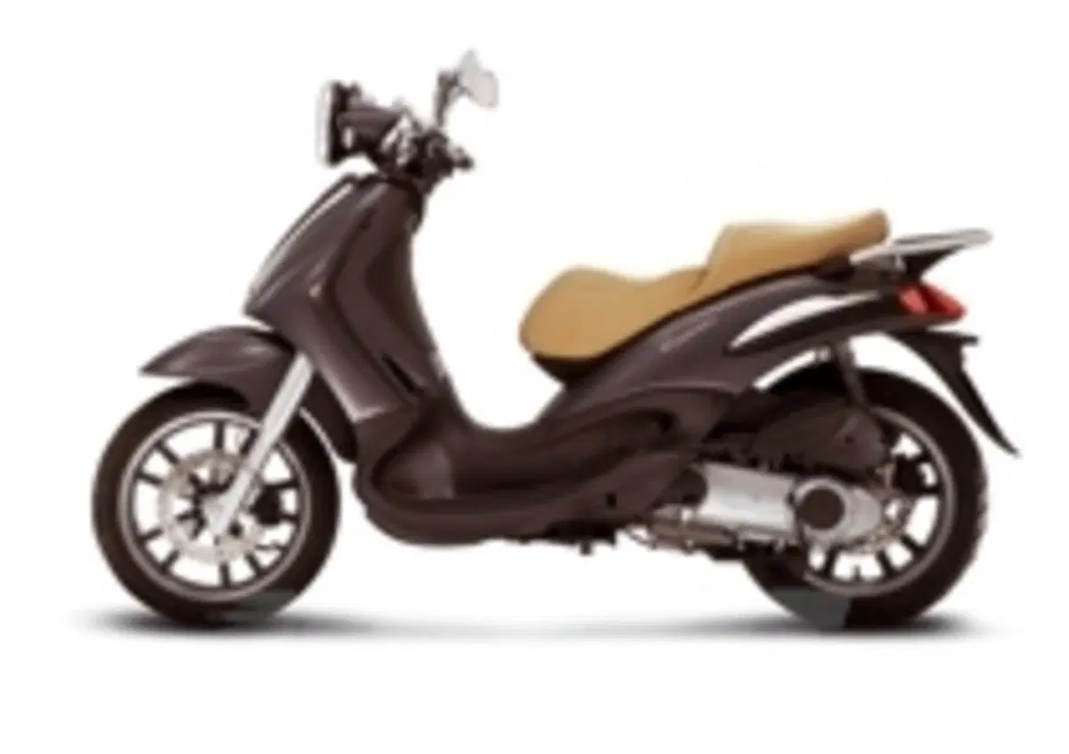 La famiglia Beverly cresce ancora, con l'arrivo di Beverly Cruiser, nelle versioni 500 e 250 cc