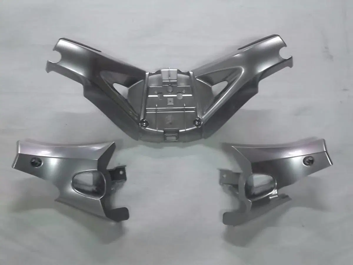 MASCHERINE MANUBRIO Piaggio X10 (2)