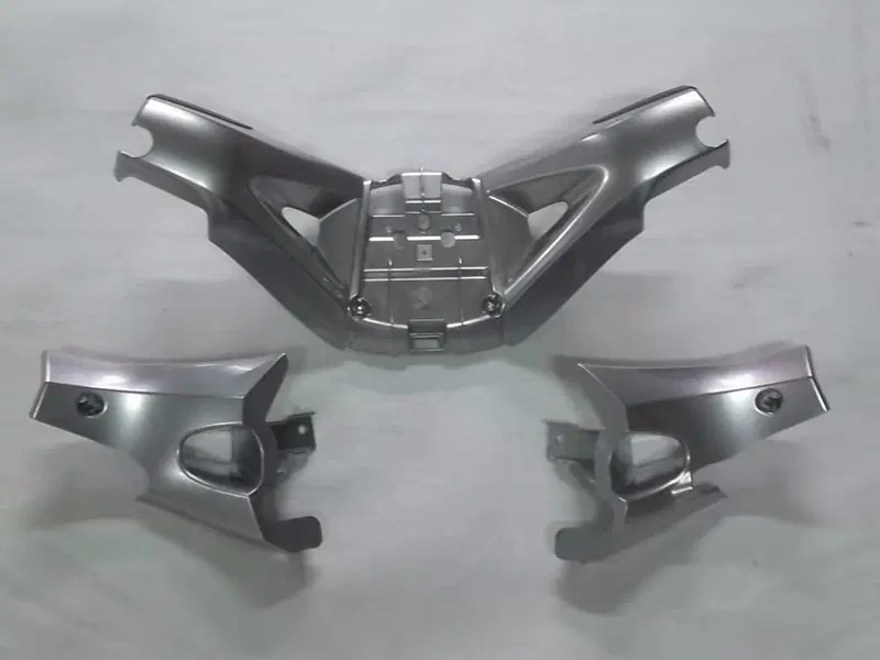 MASCHERINE MANUBRIO Piaggio X10 (2)