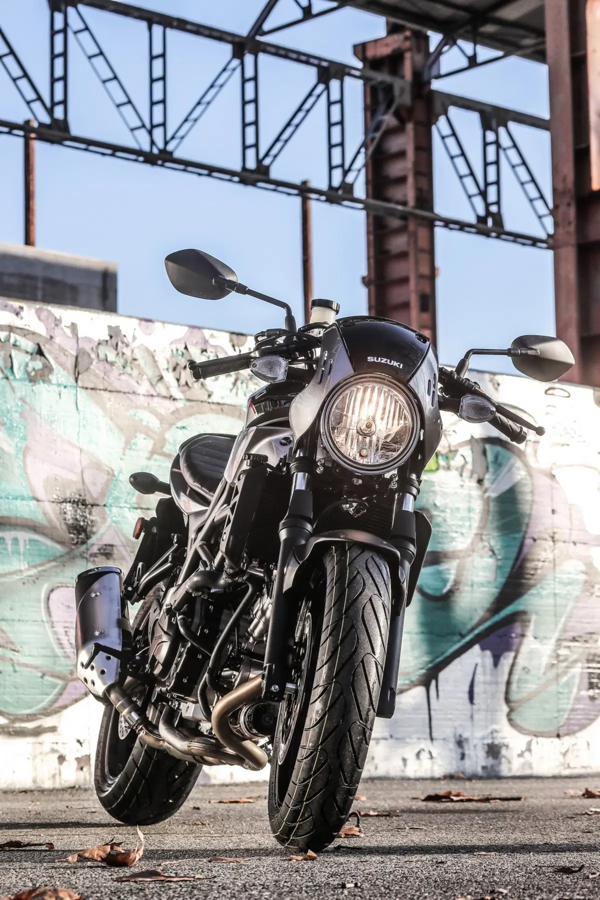 Suzuki SV650X. Il test della cafè racer di Hamamatsu (7)