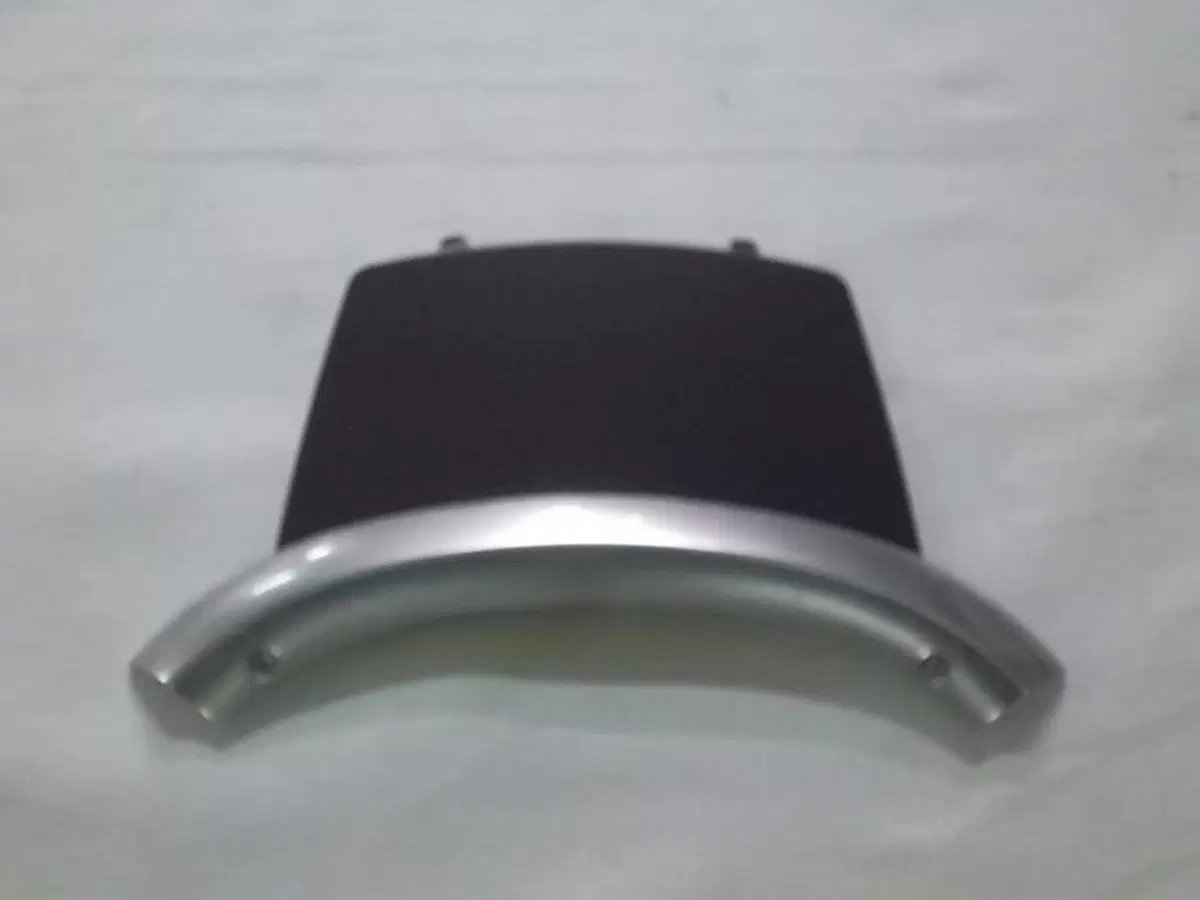 SPORTELLO BATTERIA Piaggio X10 (3)