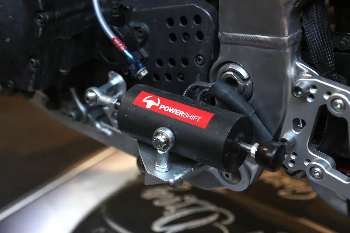 Hard Drag Garage Suzuki GSX-R "La China" (2)