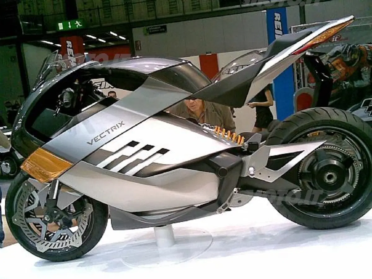Vectrix torna al Salone di Milano presentando la prima moto elettrica ad alte prestazioni: SBK (3)