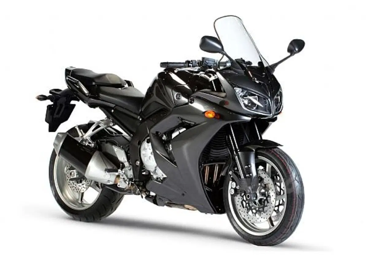 Fazer FZ1 GT,e YZF-R1 10th Anniversary