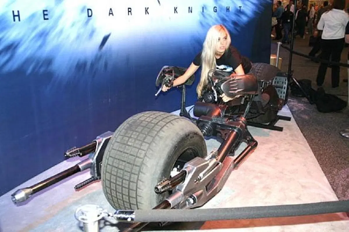 La moto di Batman (3)