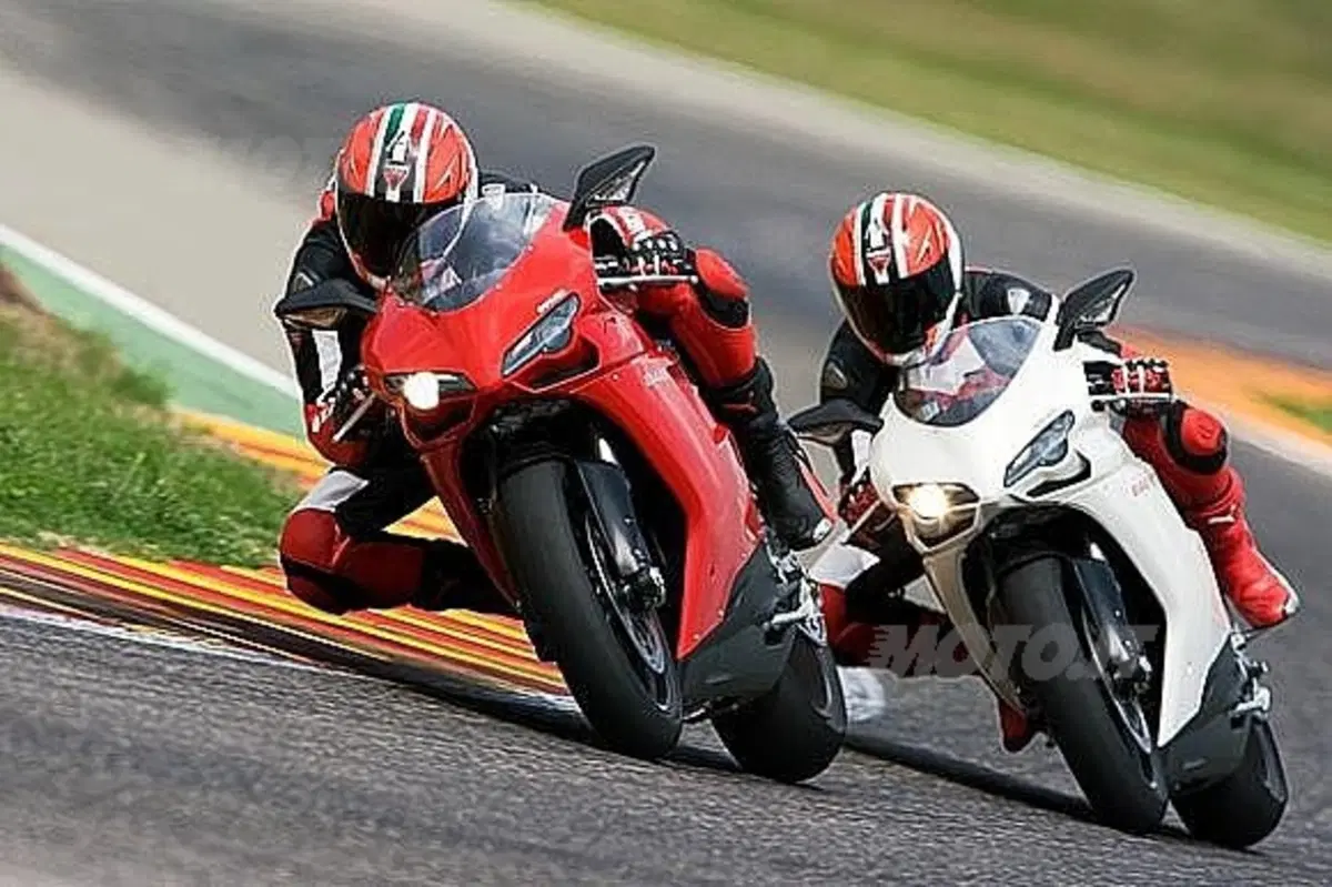Ducati Desmo Challange 2008 (2)