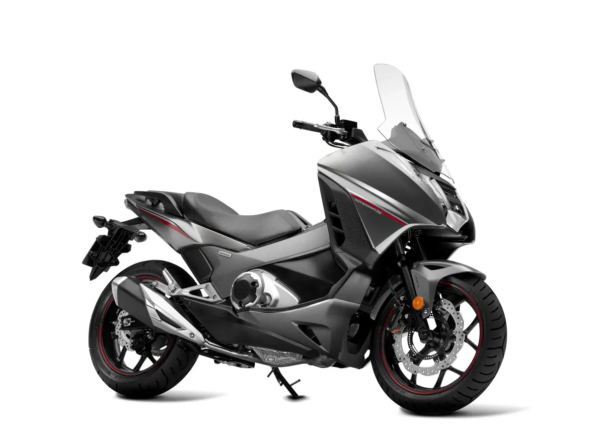 EICMA 2015: Honda Integra 750S 2016 (10)