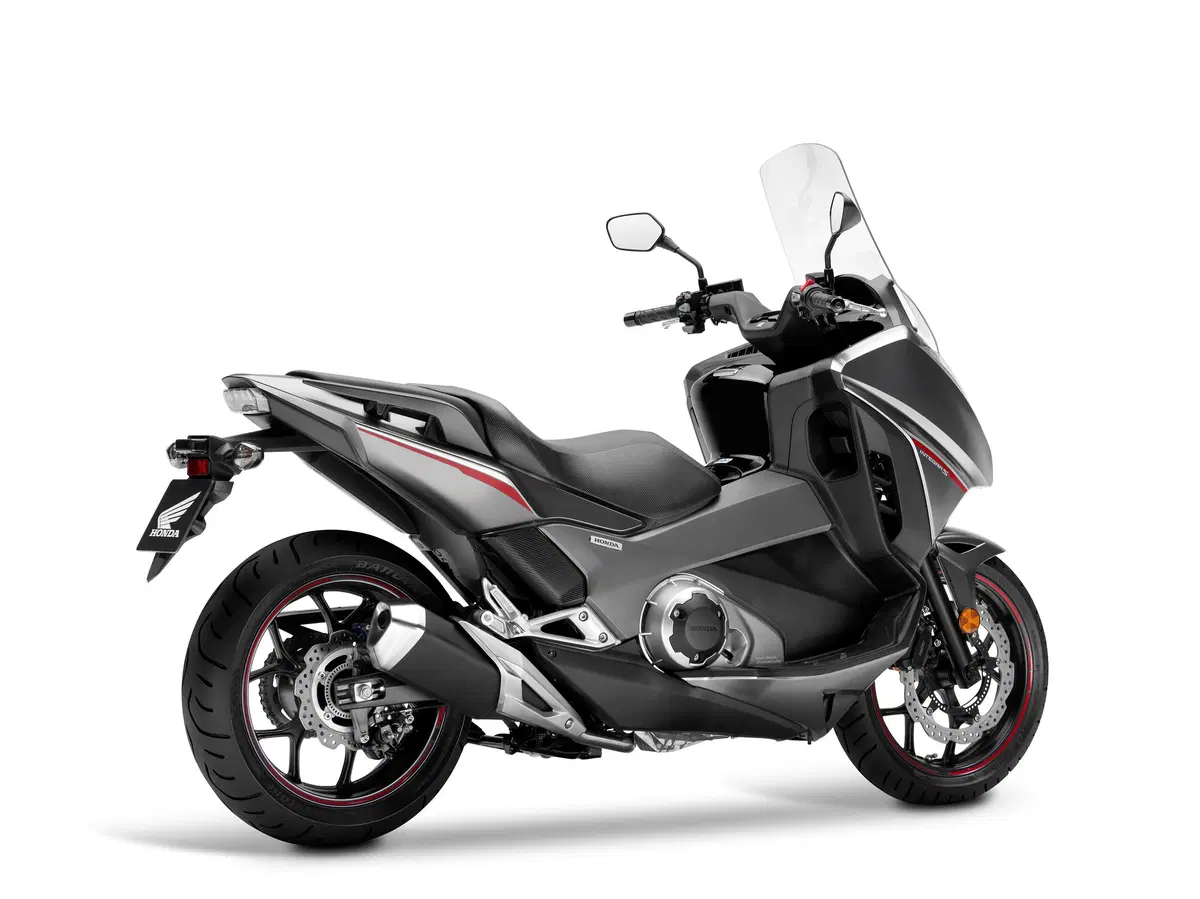 EICMA 2015: Honda Integra 750S 2016 (11)