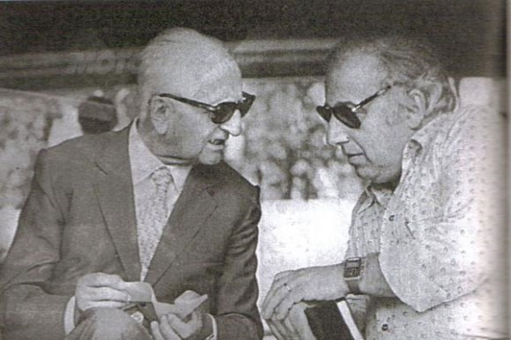 Marcello Sabbatini (sulla destra) insieme a Enzo Ferrari