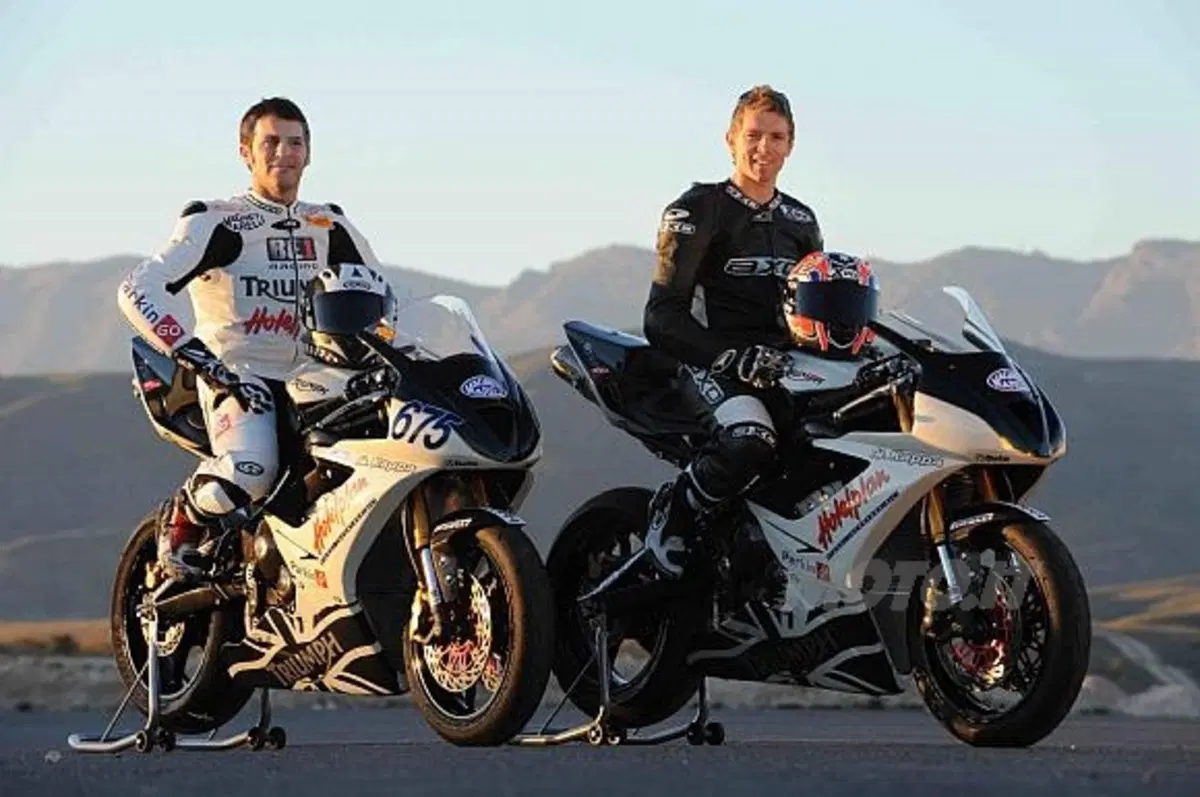 Triumph, con il team Italia BE1 Racing