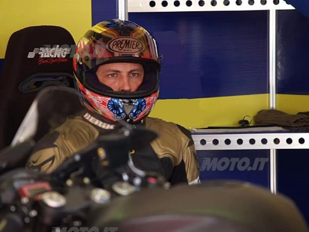 Il team Hannspree Honda Althea sul circuito di Vallelunga (2)