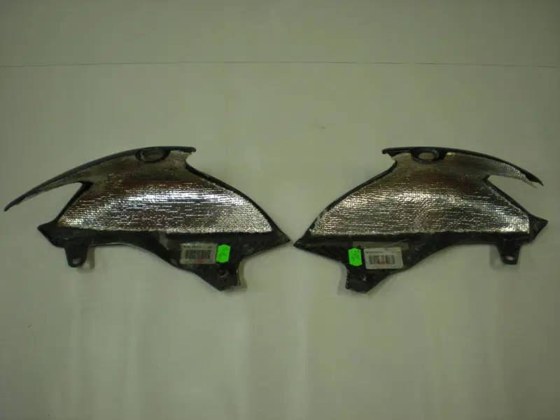 Coppia fianchetti posteriori carbonio Hym - 969855 Ducati (2)