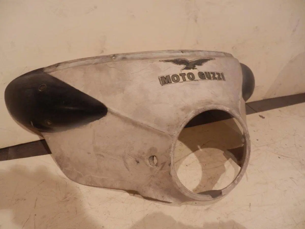 Carena anteriore cupolino Moto Guzzi V7 - VV
