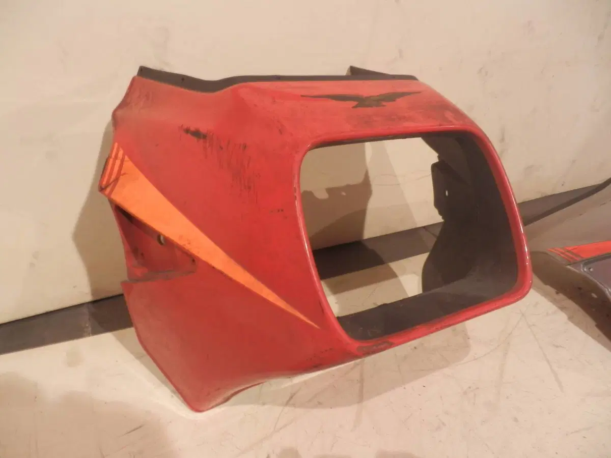 Cupolino Moto Guzzi 850 Le mans III Rosso VV