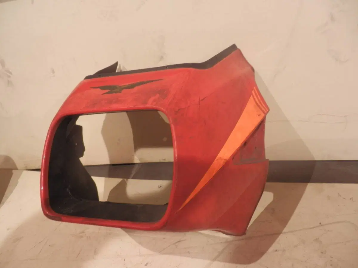 Cupolino Moto Guzzi 850 Le mans III Rosso VV (2)
