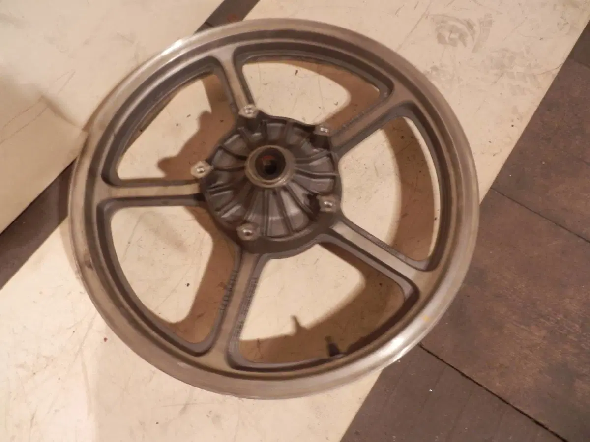 Ruota ant 2,15 x 19 Honda - VV