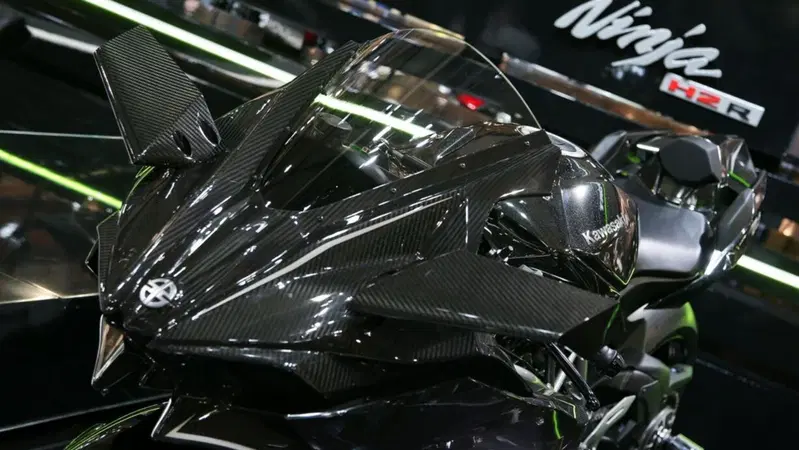 EICMA 2015: Moto sovralimentate ed elettriche 2016