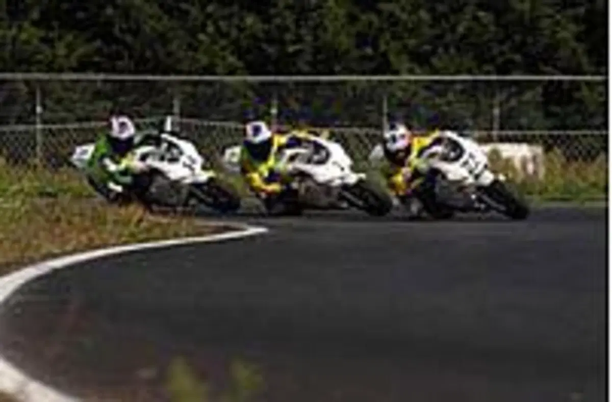 NSF100 Junior Trophy (3)