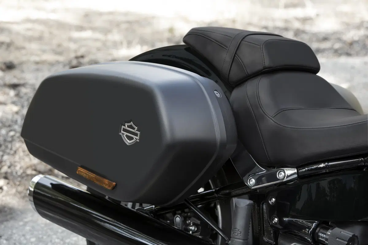 Harley-Davidson Sport Glide Test. Che moto, ragazzi! Ecco la cruiser sportiva... (15)