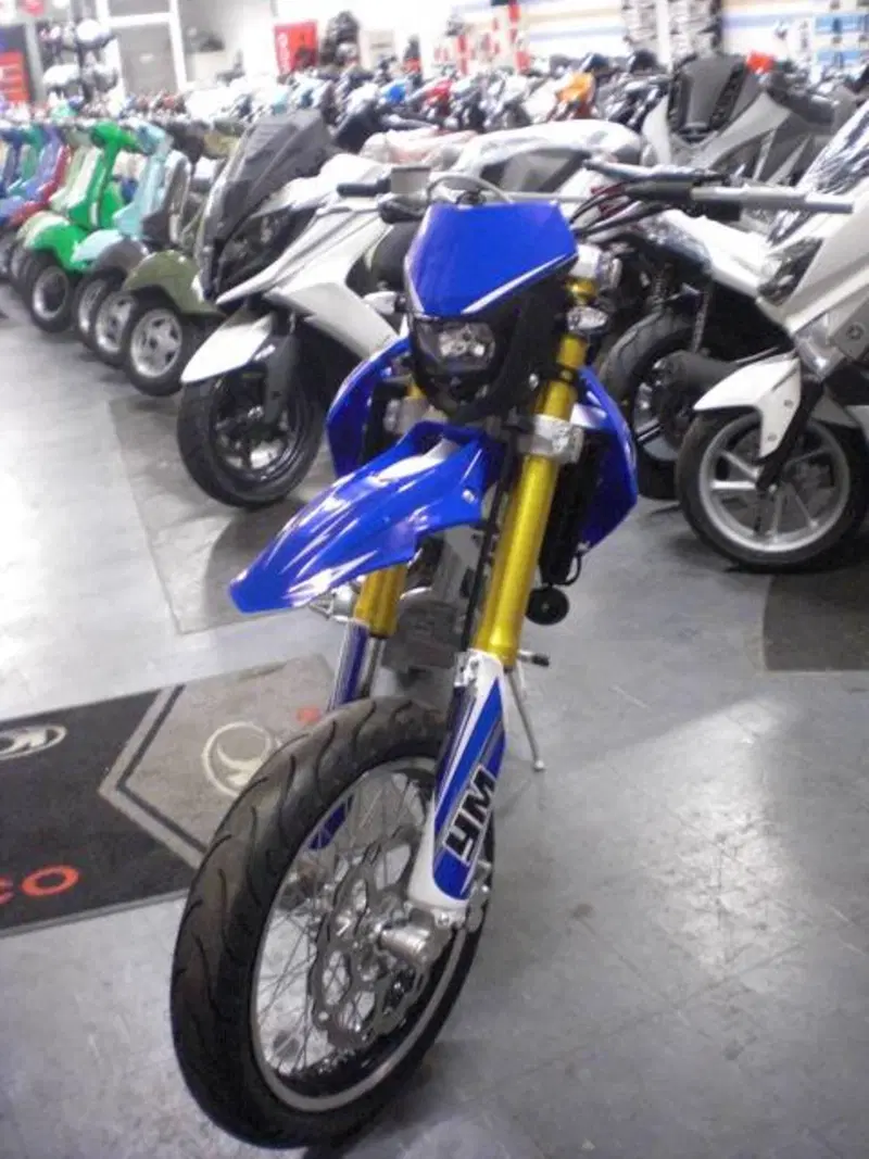 HM CRM F125 X Derapage RR 4t (3)