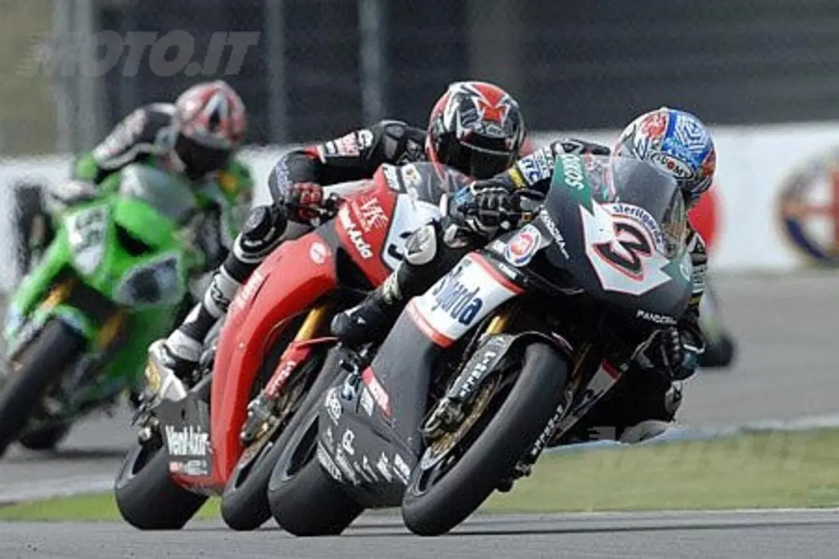 Mondiale Superbike sul tracciato di Monza (2)
